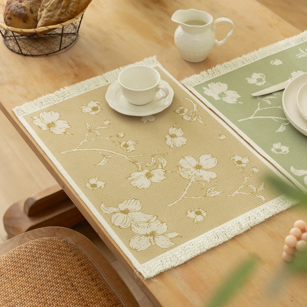 Dahlia Placemats