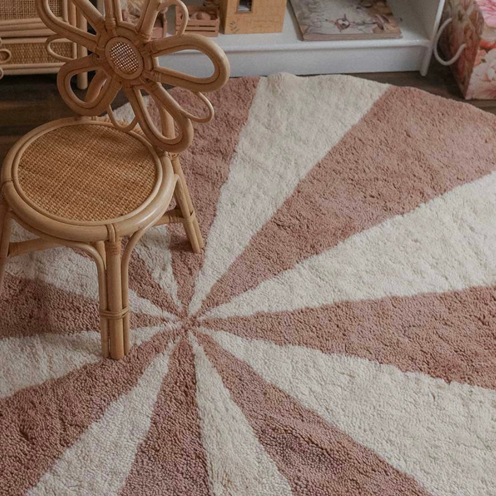 Beach Ball Washable Rug in Rose